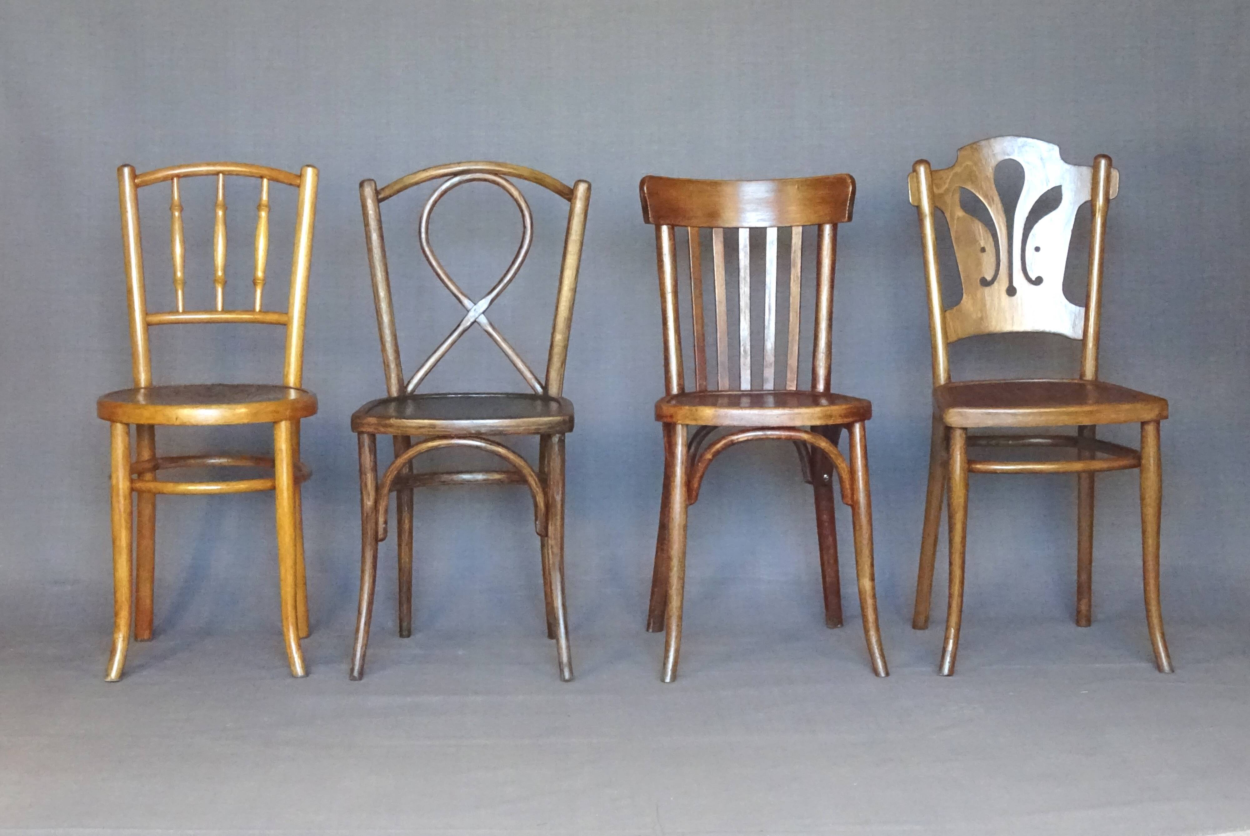 Set of 4 bistro chairs, wooden seats 1925