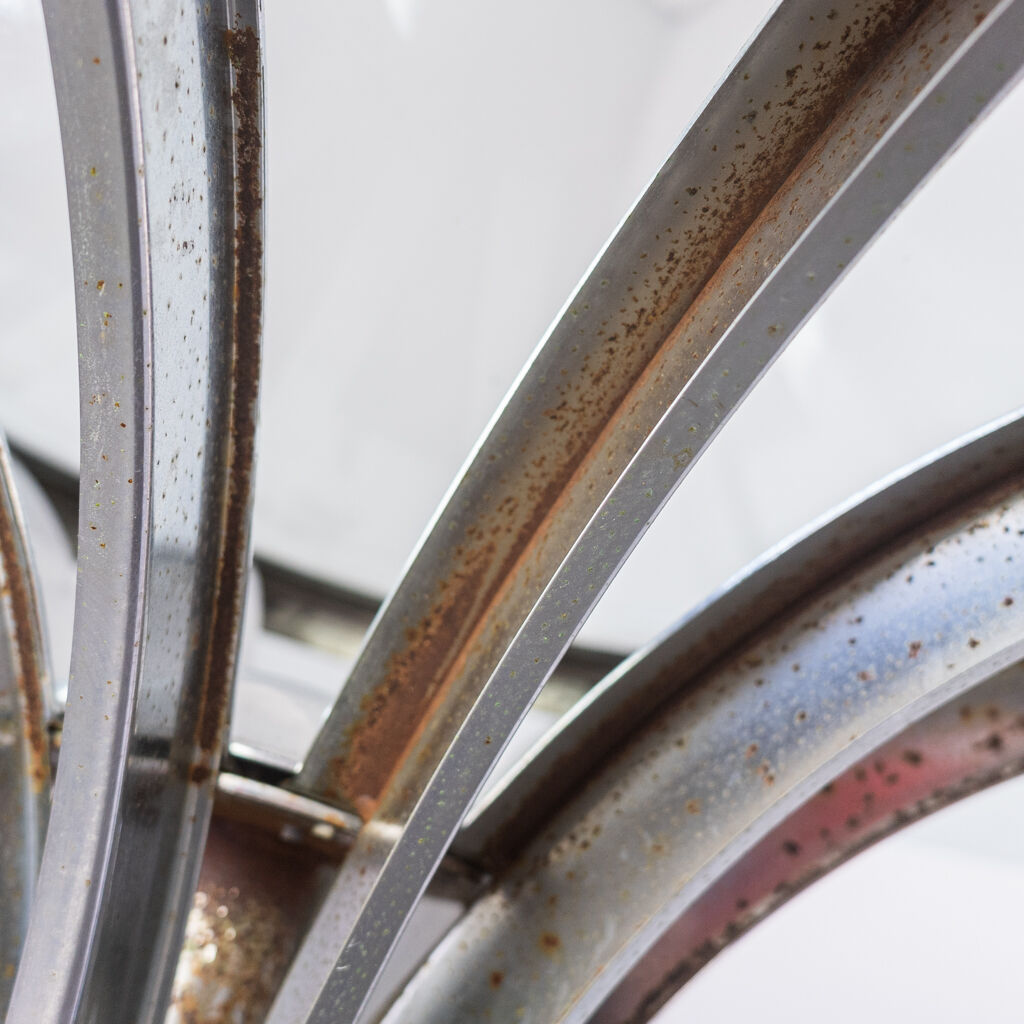 Round table metal metal 1970