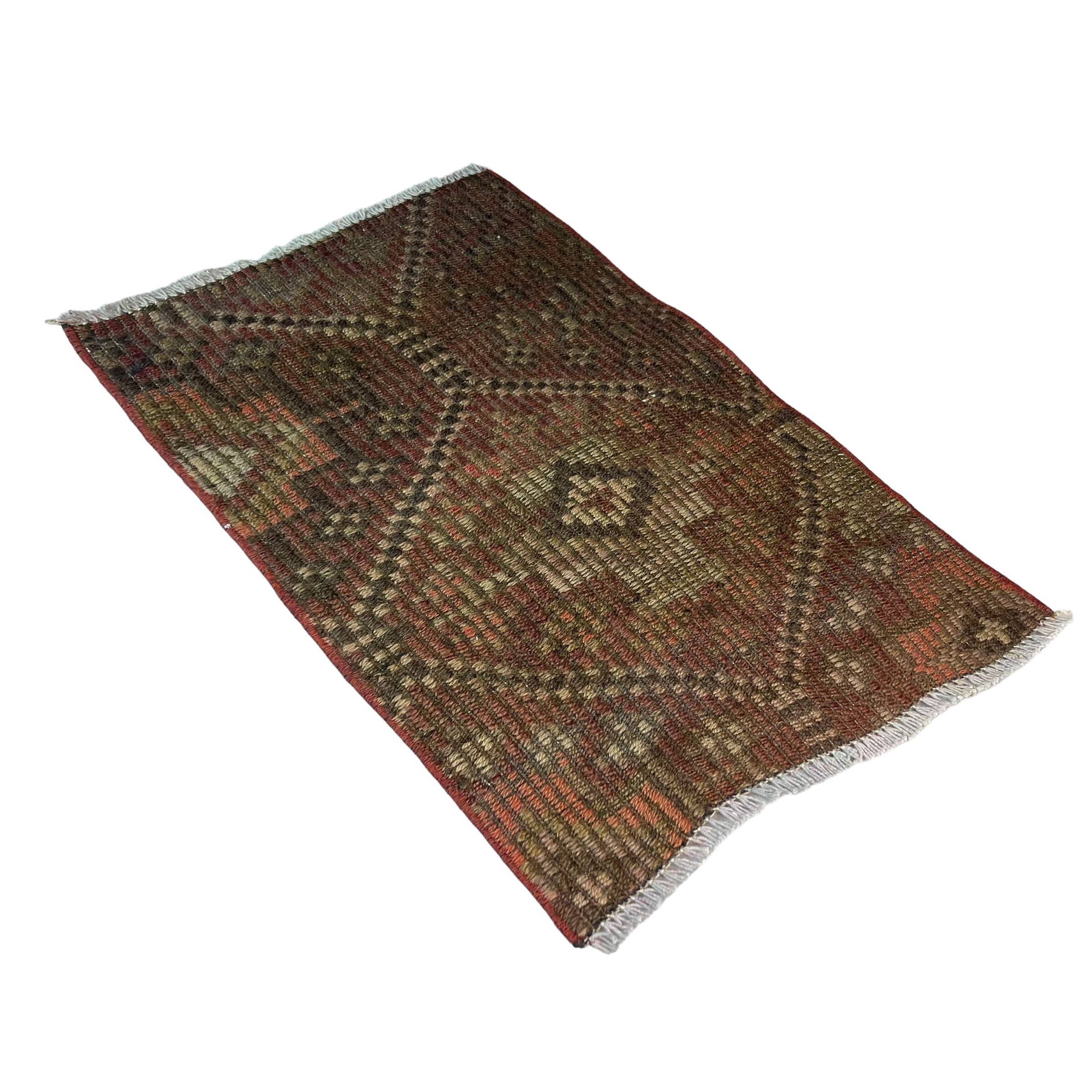 Vintage turkish kilim rug, 68 x 46 cm