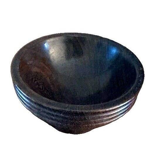 Small vintage turned solid wood bowl, Ø 9 cm