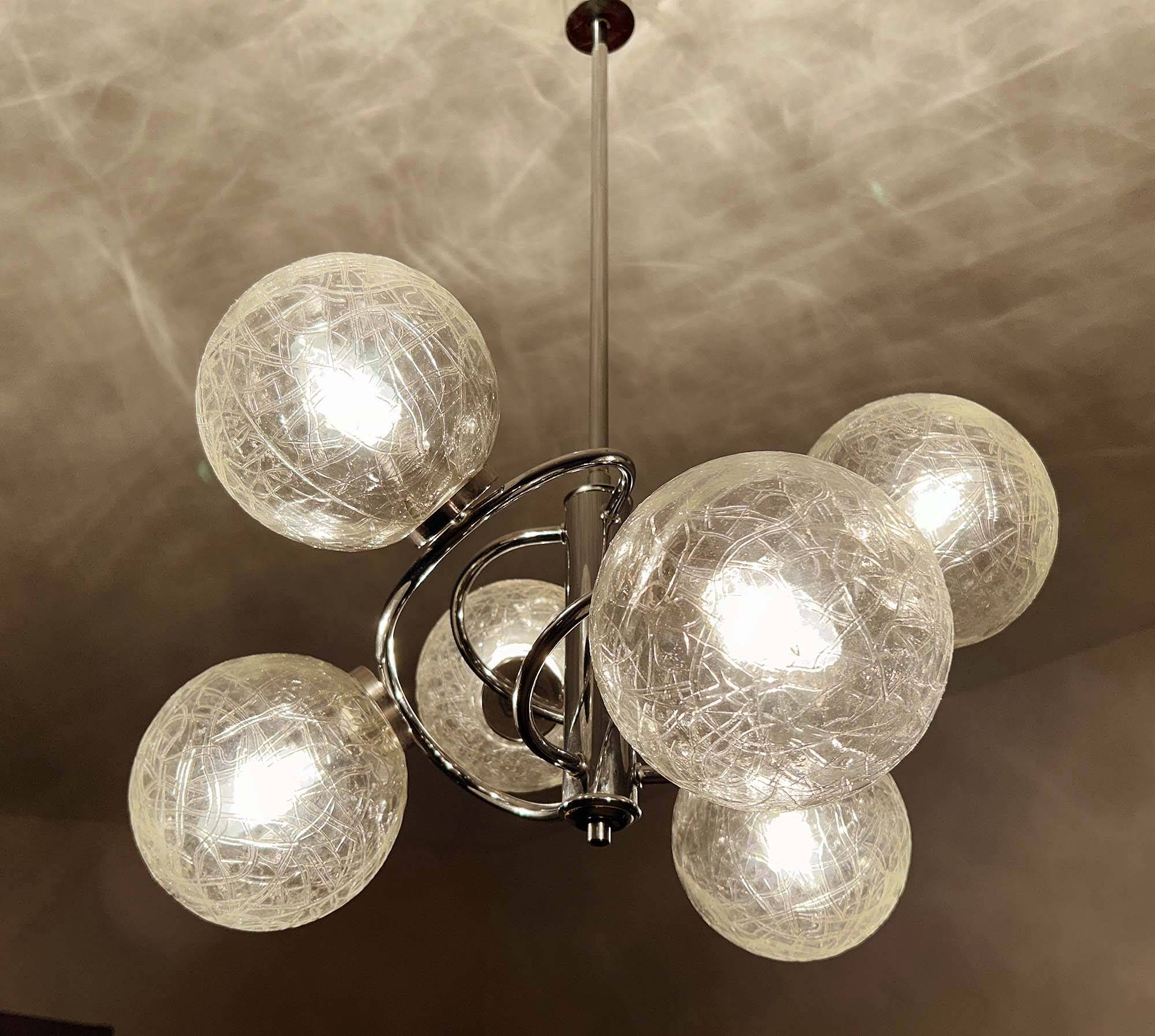 Vintage 70 Chrome Glass Suspension