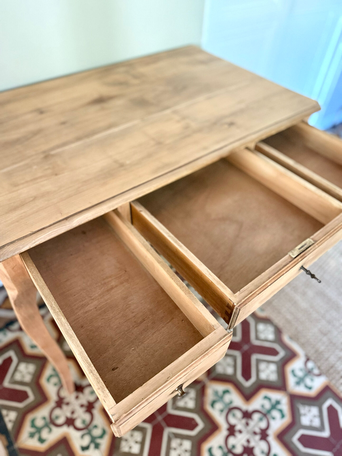 Console ancienne