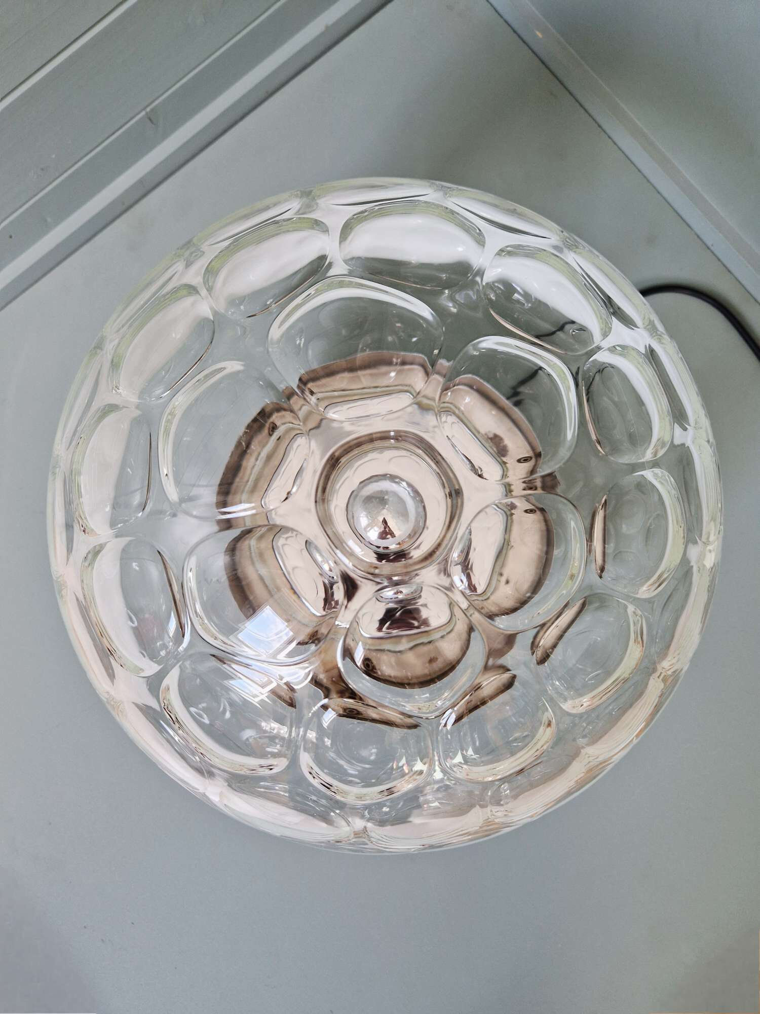 Large table lamp in blown honeycomb glass, 1970.