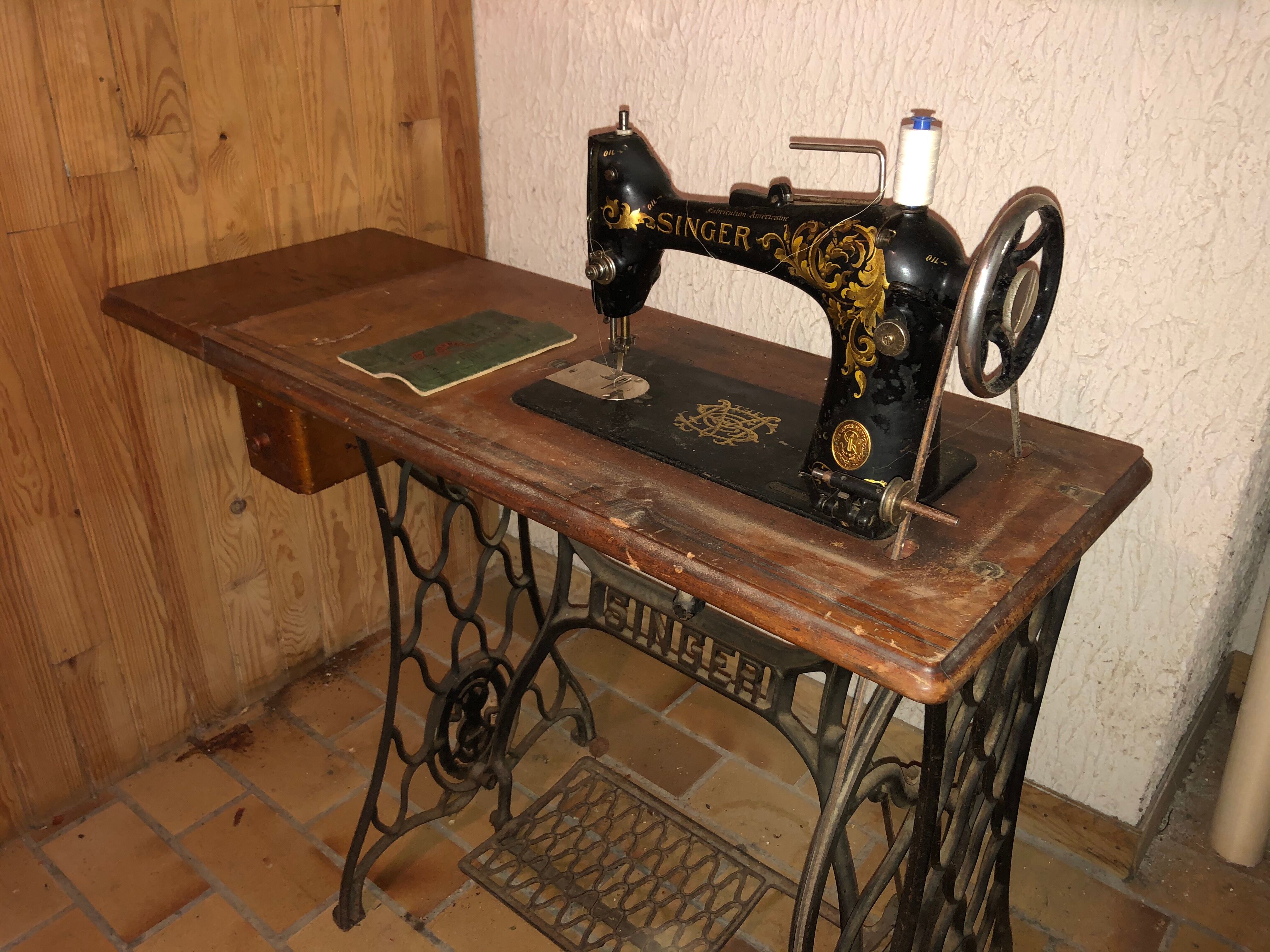 Singer Sewing Machine No. 1031 1914 Selency