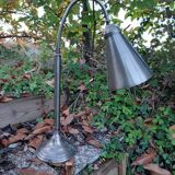 Gooseneck desk lamp