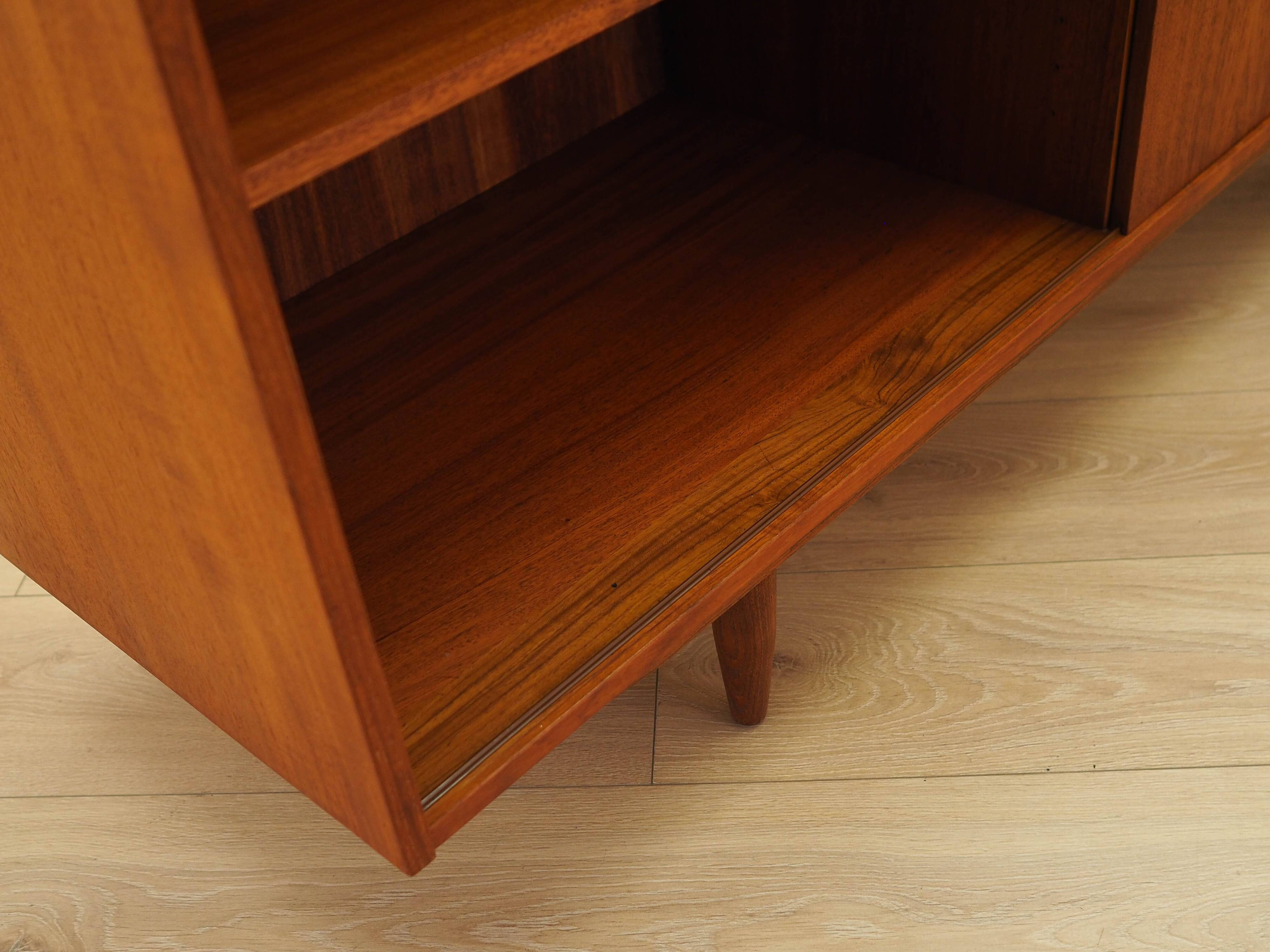Teak sideboard, Danish design, 1970s, manufacturer: Vemb Møbelfabrik