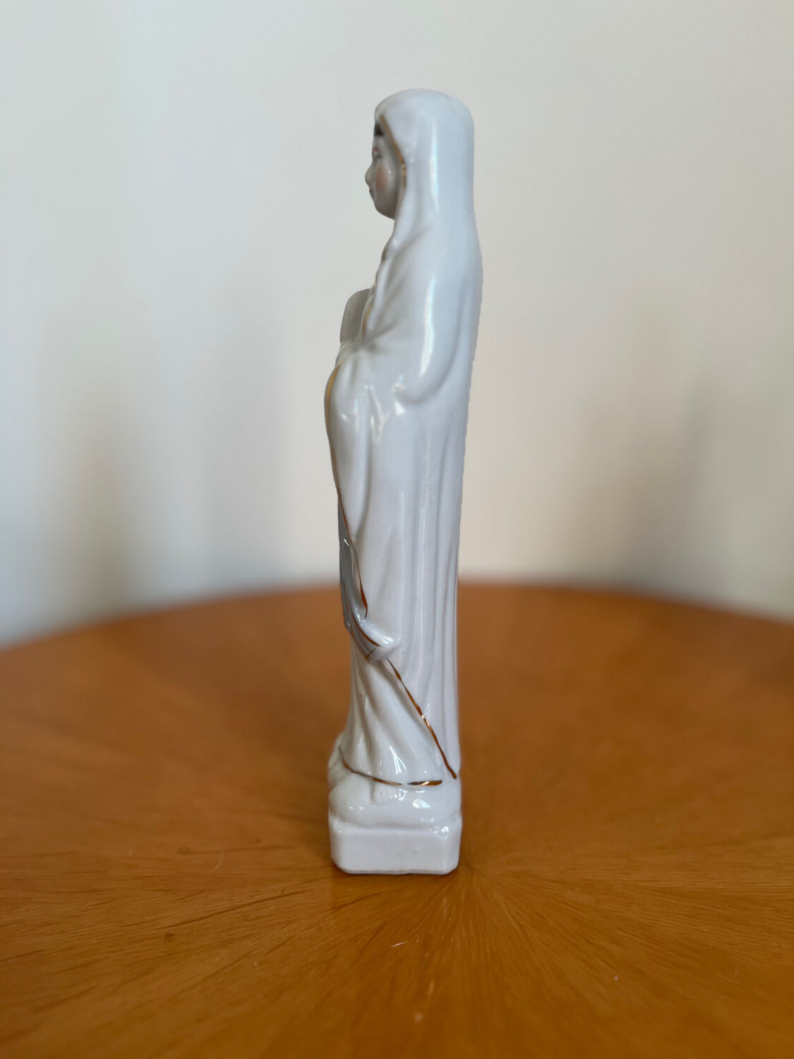 Virgin status of Loures Marie late 19th century