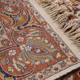 Tapis médaillon tissé à la main - avec des fleurs