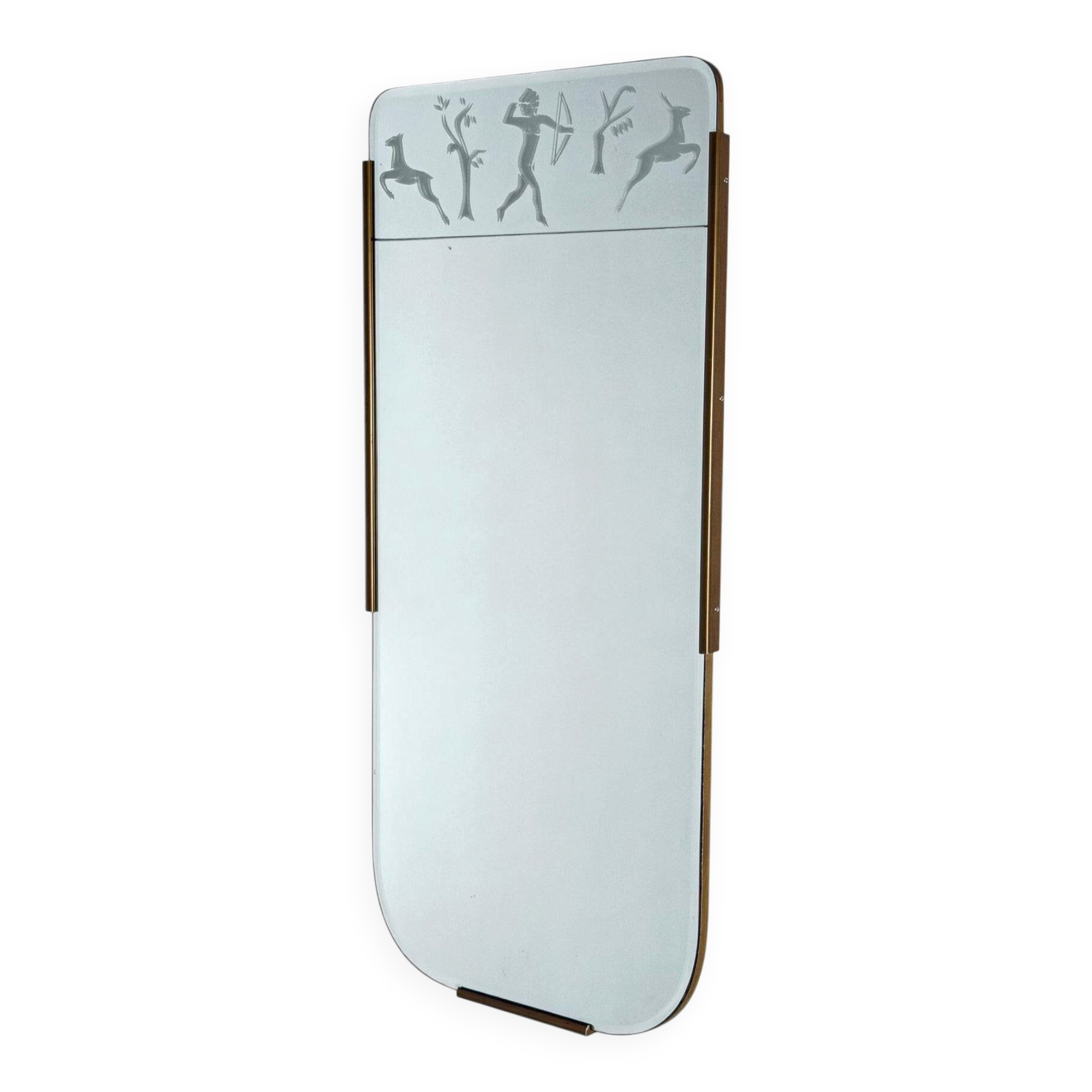 Miroir suédois Grace rare avec décor gravé de la chasseresse Diane et des cerfs.