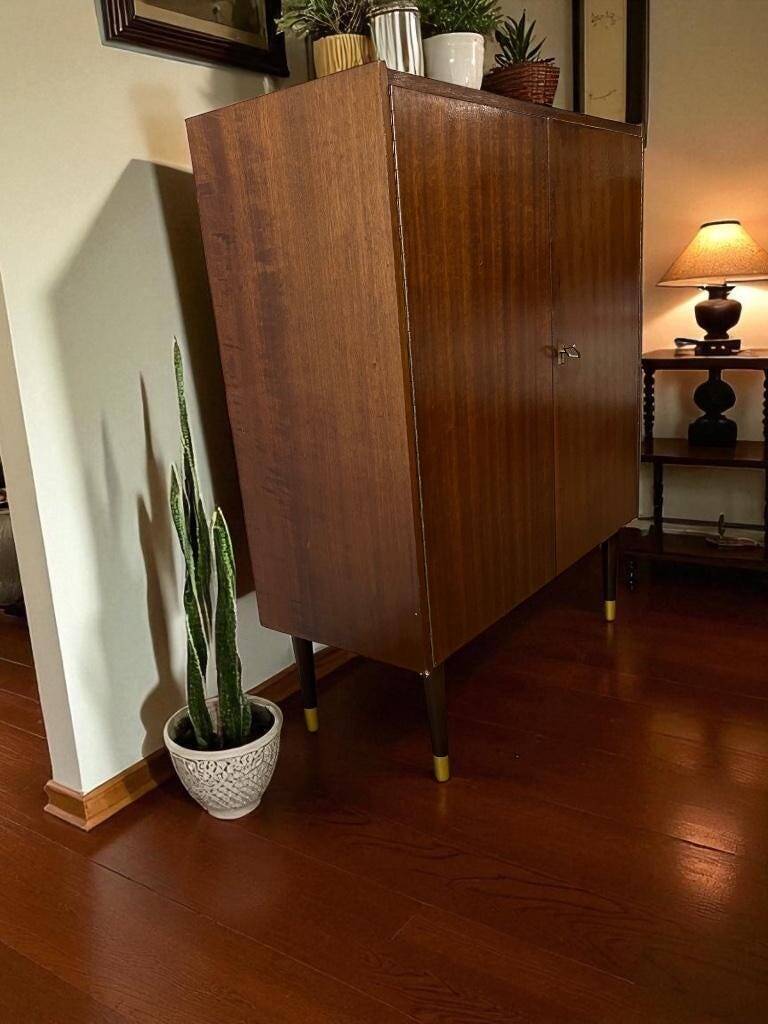 petite armoire vintage / commode / étagère