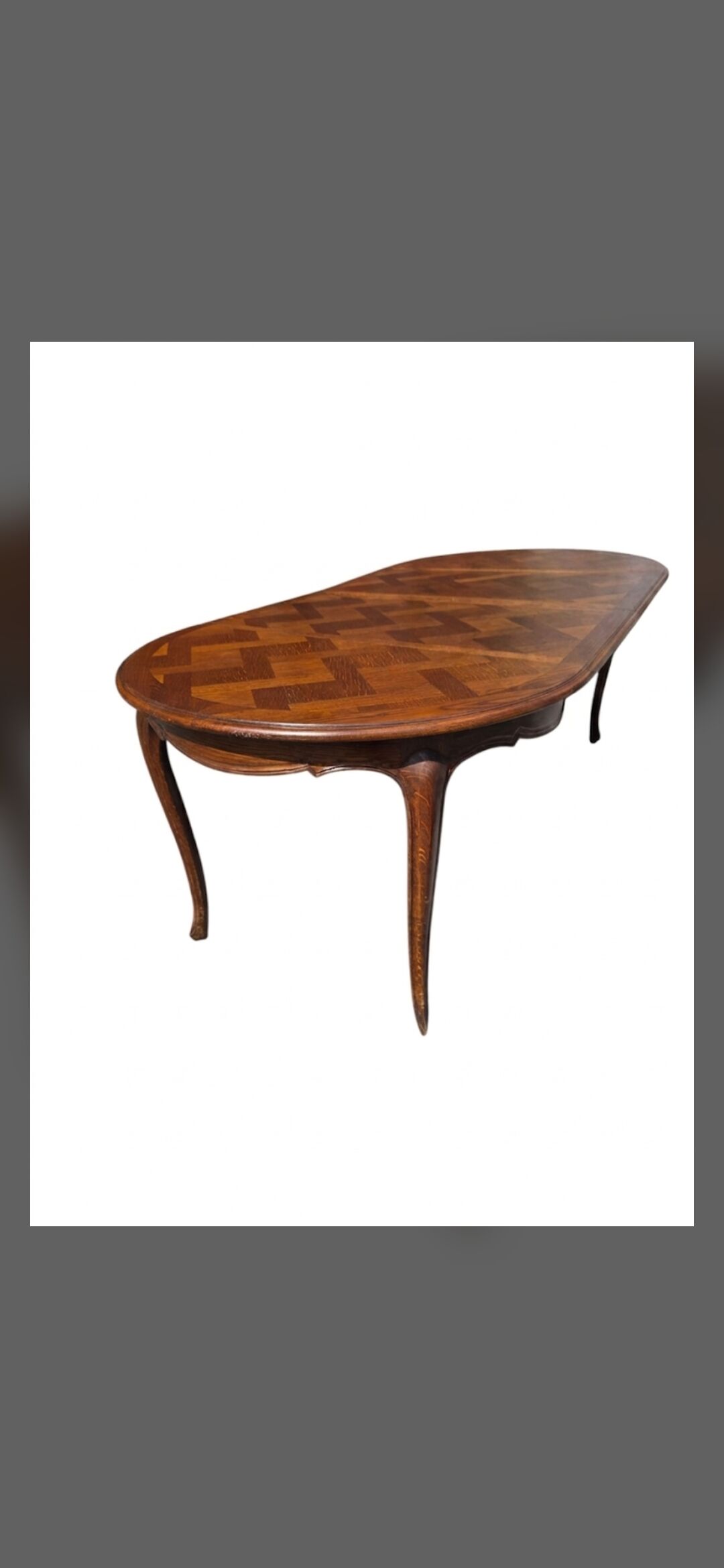 Extendable table in Louis XV style in oak (2 extensions)