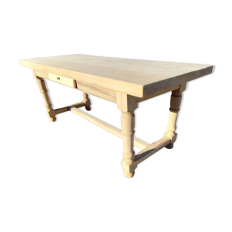 Farmhouse table