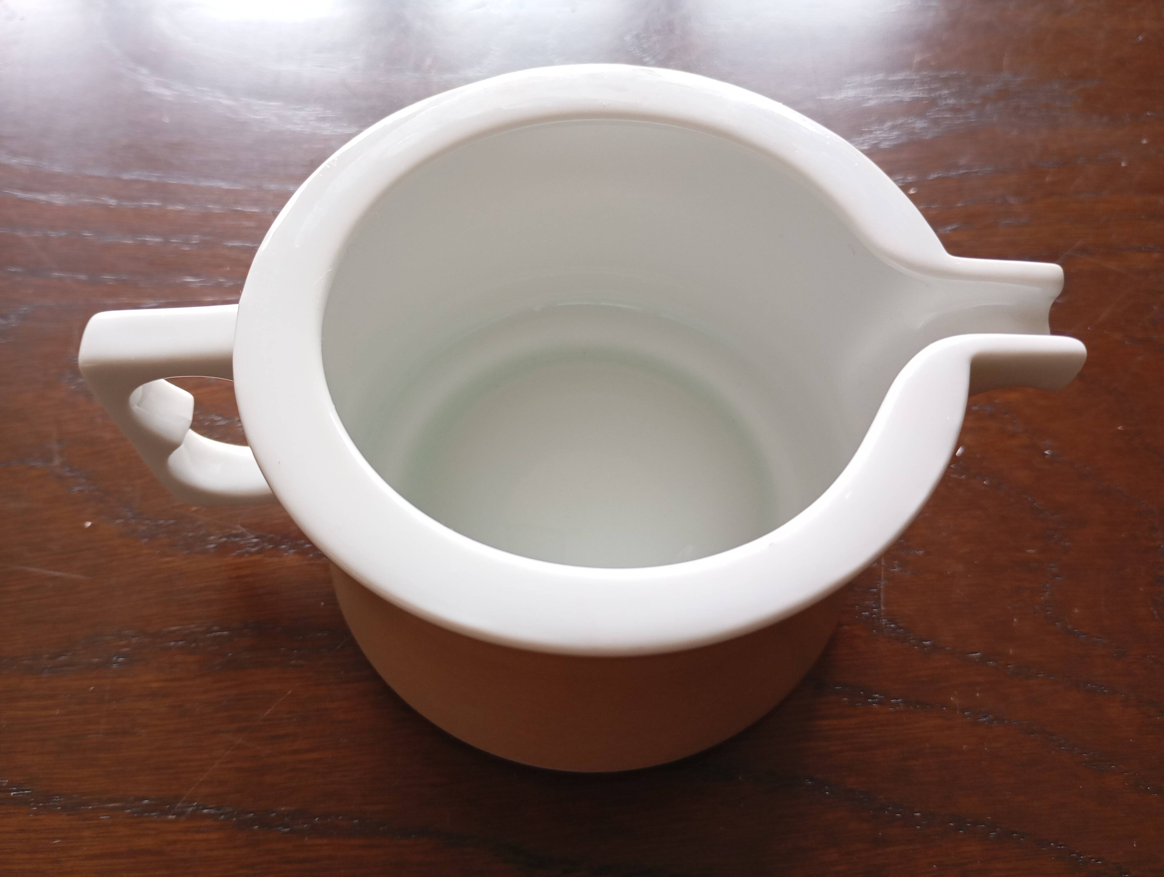 Arzberg Chromatics Graubeige milk jug (Gerald Gulotta)