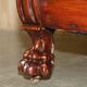 Canapé Chesterfield Ancien Sculpté en Noyer avec Incrustation de Nacre