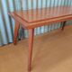 Table basse pieds compas
