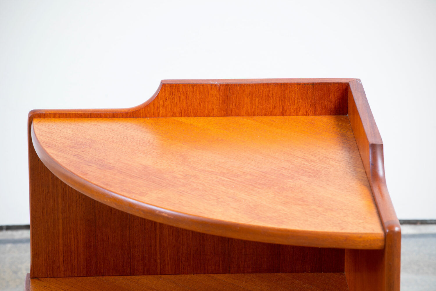 Vintage Scandinavian corner furniture / buffet 1960