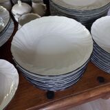 Gros Orme France porcelain table service
