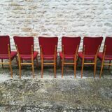 Chairs in red skaï