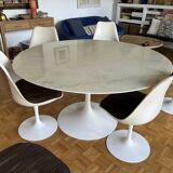 Large Knoll Saarinen marble table with 6 chairs