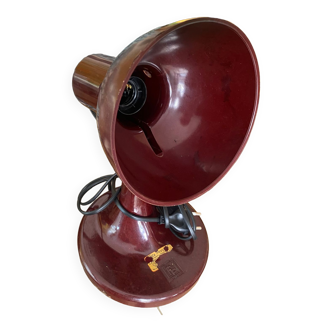 Lamp in burgundy bakelite