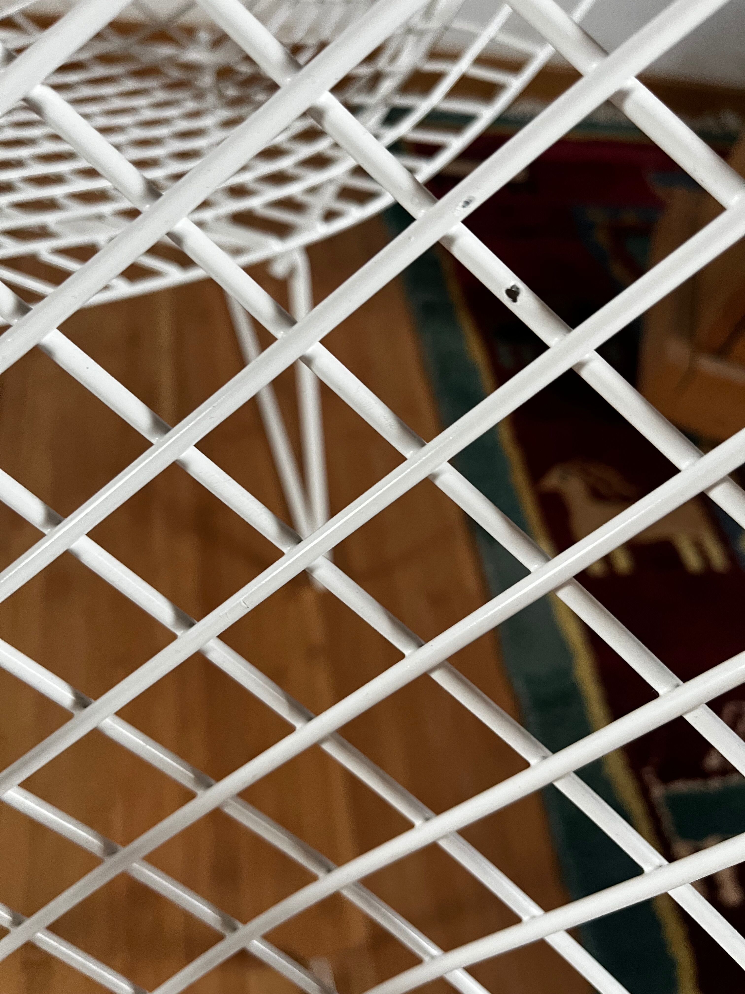 Harry Bertoia armchairs Diamond chairs diamond chairs