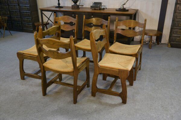 Set of 6 solid oak chairs with straw seats in the style of Guillerme and Chambron, 1950s