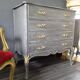 Commode patinée style Louis XV