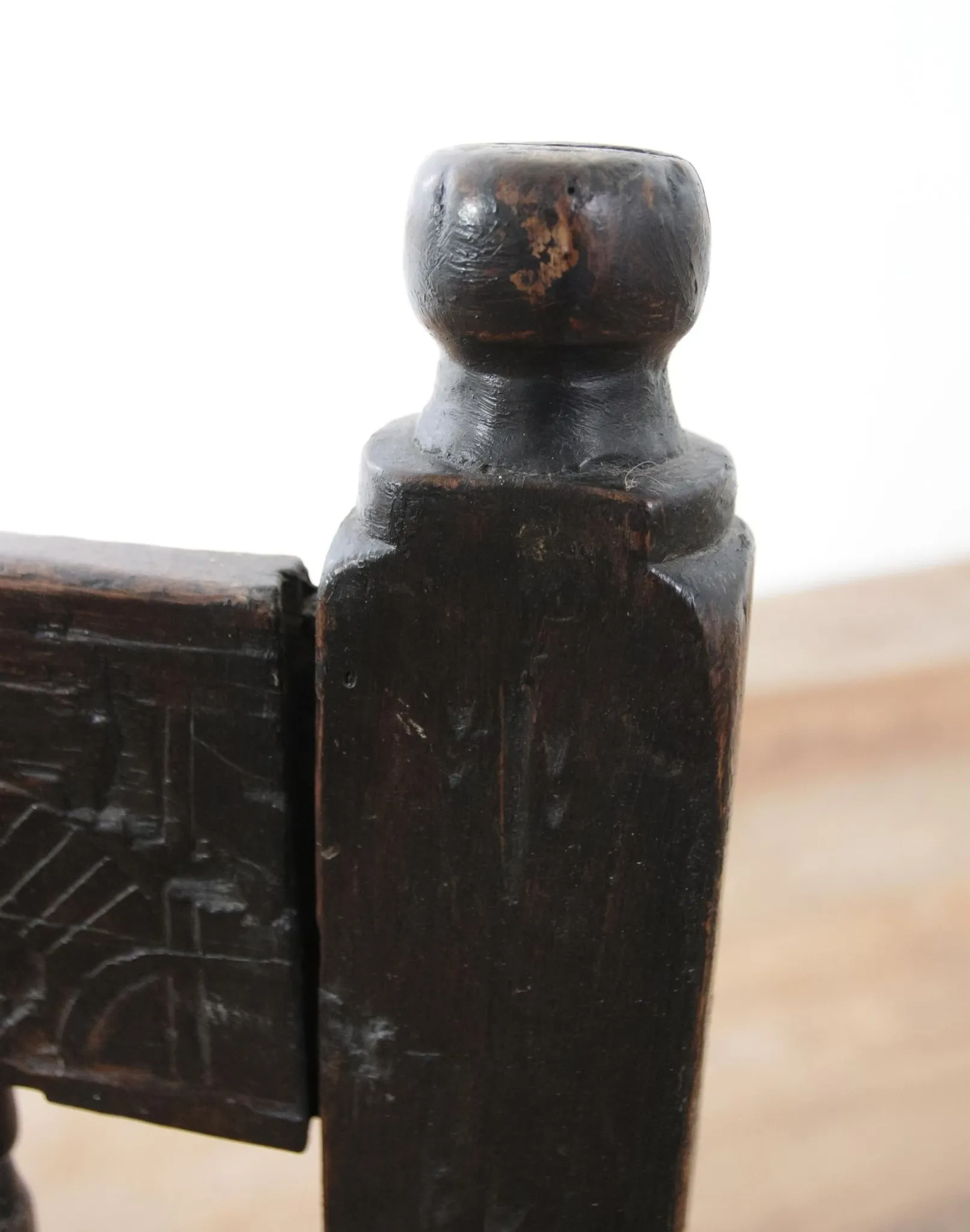 17th-century farmhouse chair with carved motifs – wabi sabi