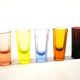 Set of 5 Art Deco 1920s shooter glasses in coloured and uranium glass - ouraline.