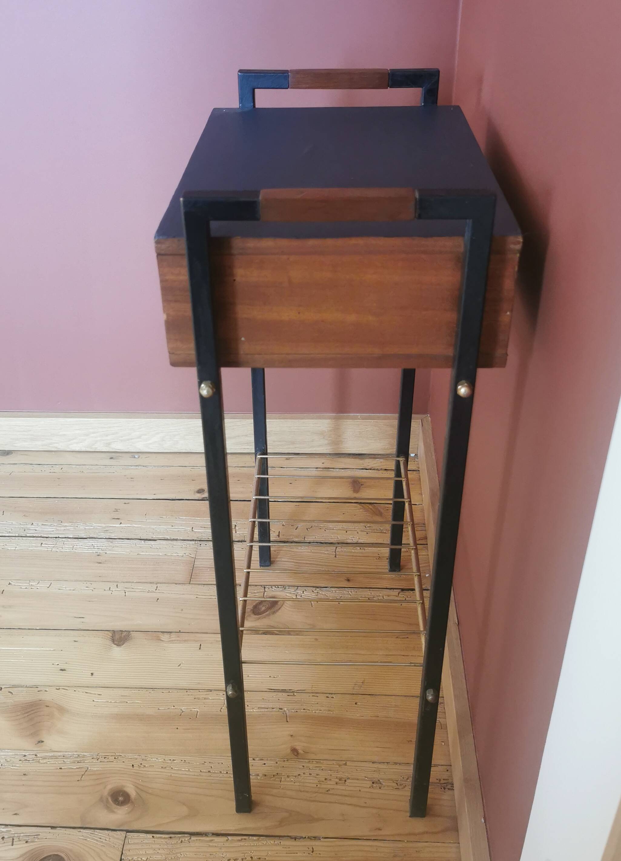 Jacques Hitier style pedestal bedside table