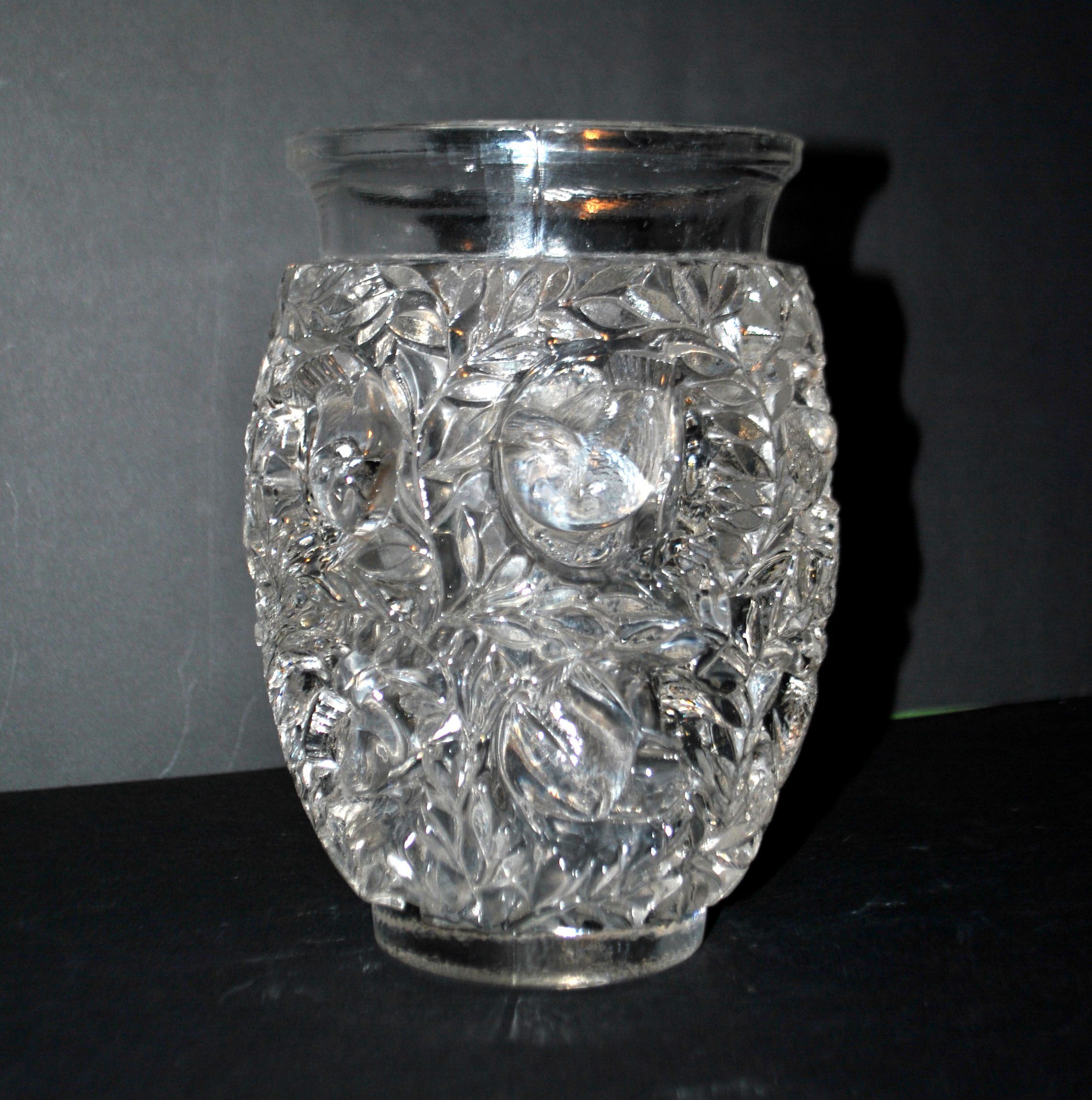 R. Lalique Art Deco vase Bagatelle bird sparrow unsigned 1939