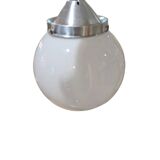suspension space-age globe en opaline