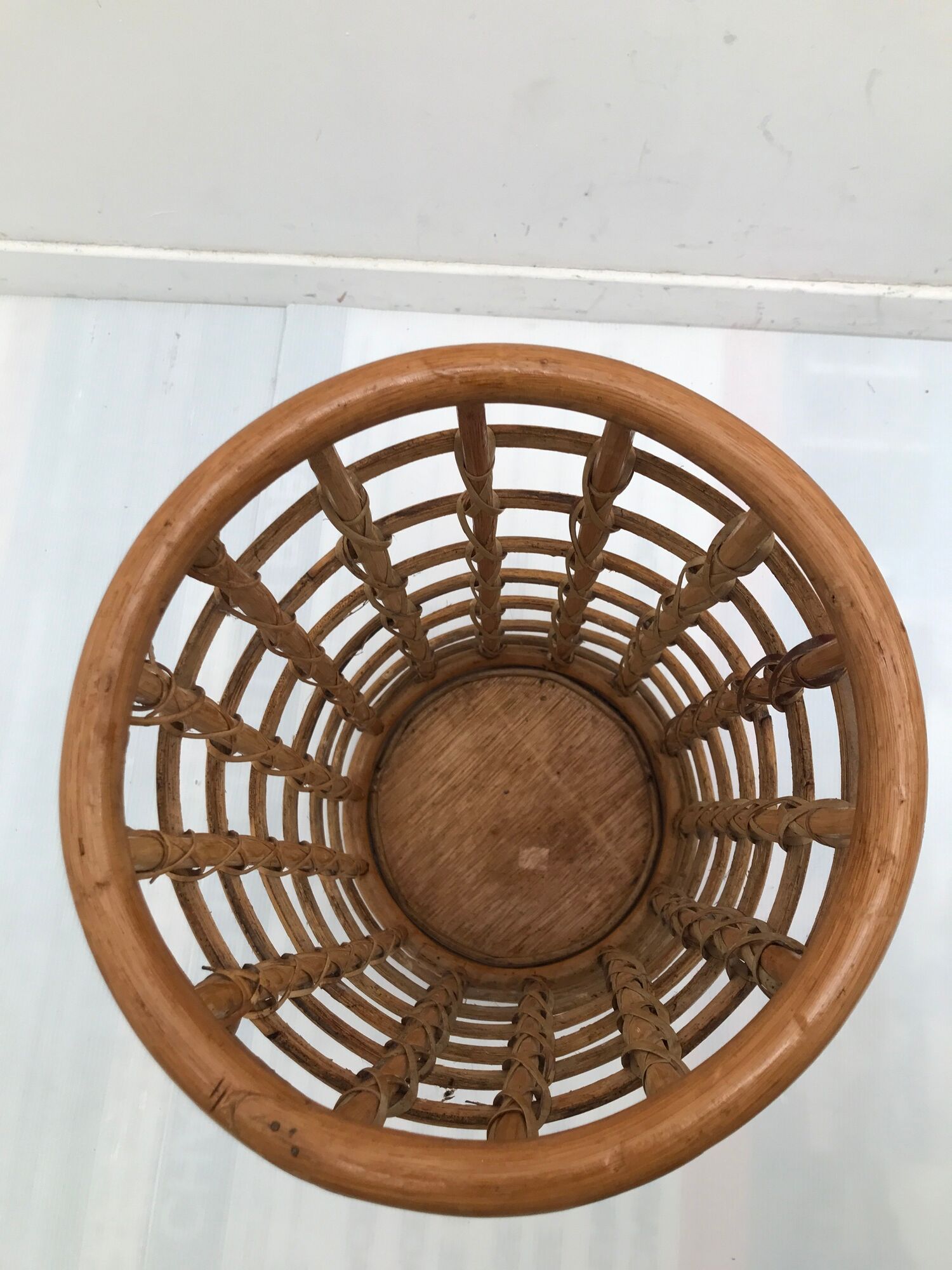 Vintage 50-60s rattan umbrella holder