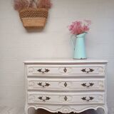 Commode blanche patinée