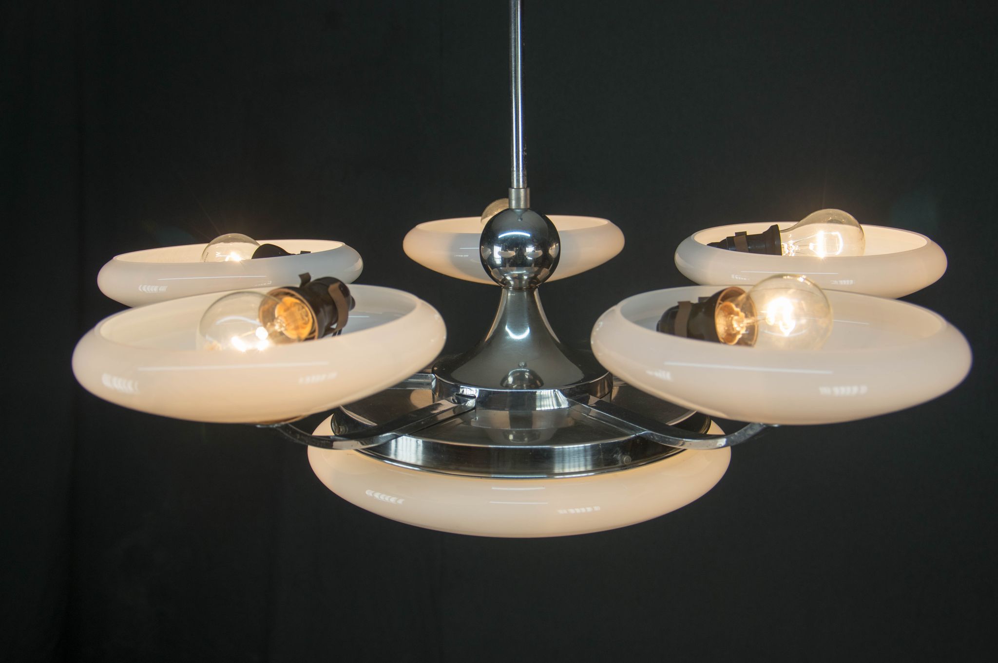 6-flamming art deco chrome-plated chandelier, 1930