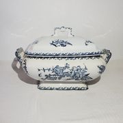 Soup-tureen of the earthenware factory of Pexonne