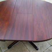 Vintage style BAUMANN table with Scandinavian central leg.