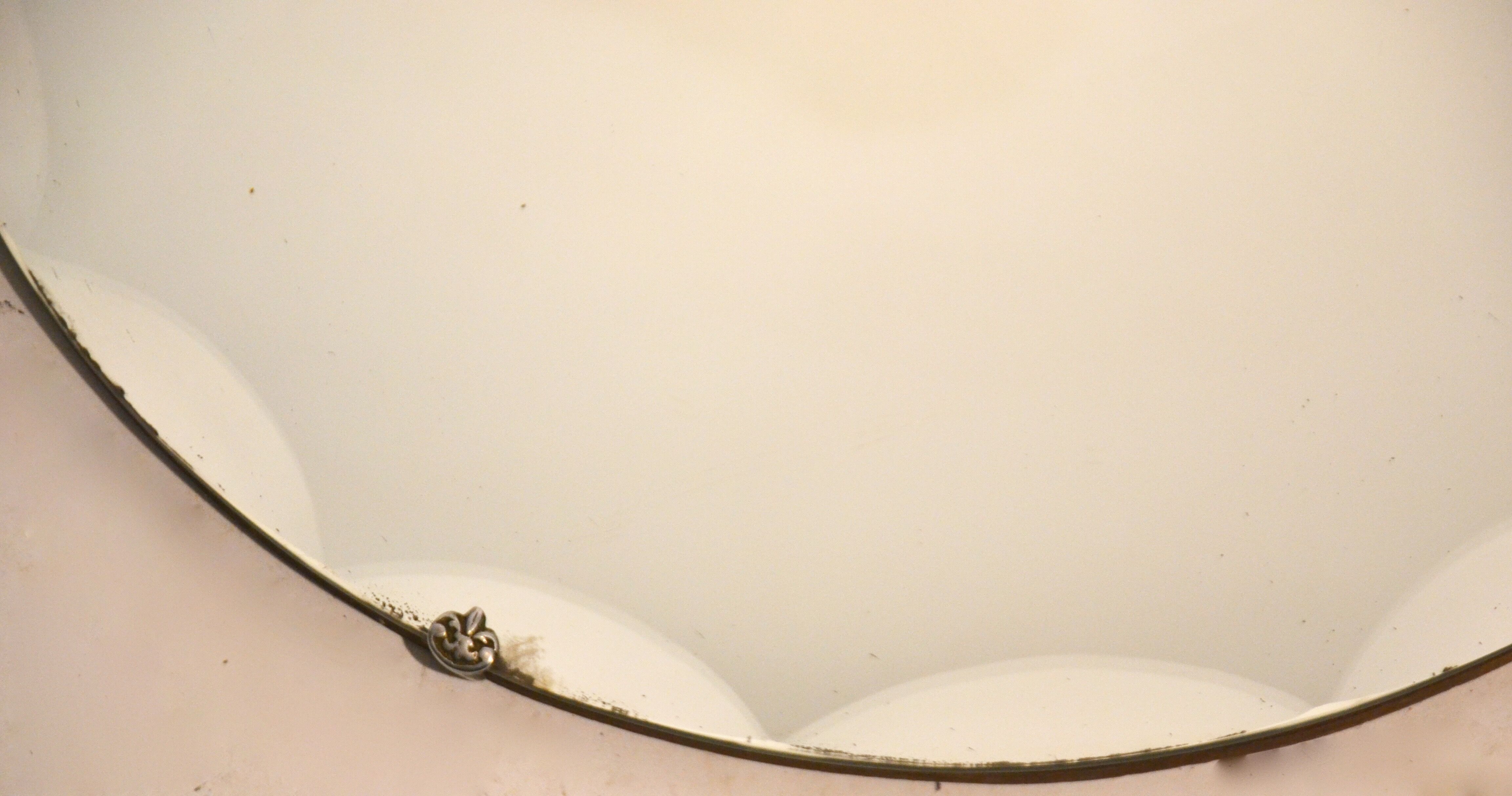 Mirror round beveled 50 years 50x50cm