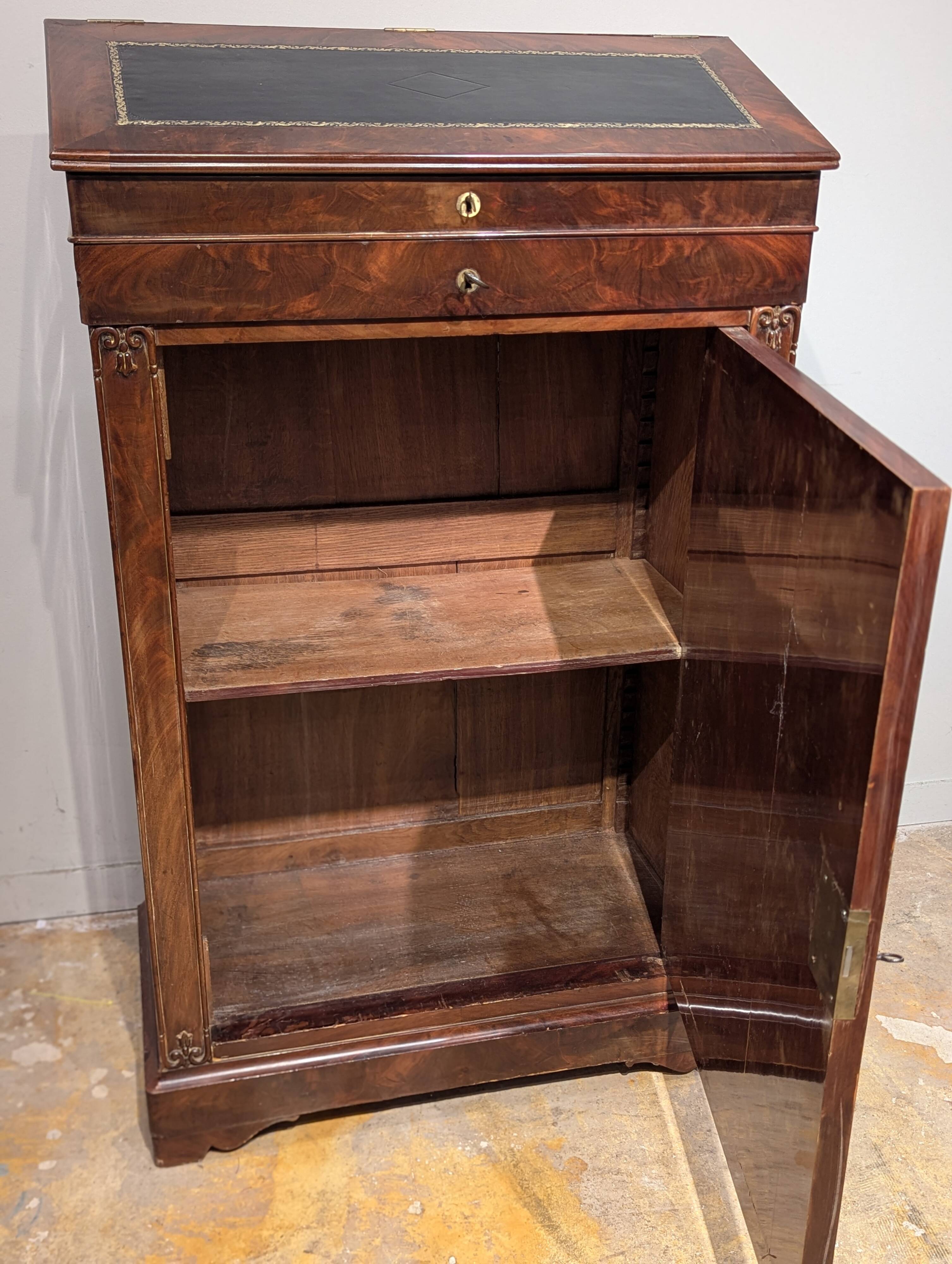 Large 19th century mahogany writing desk