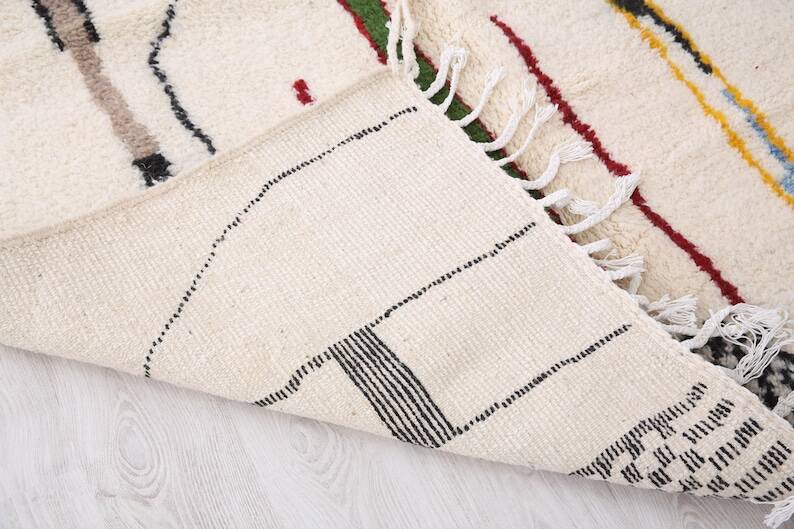 Traditional handmade Berber carpet 250cmx150cm