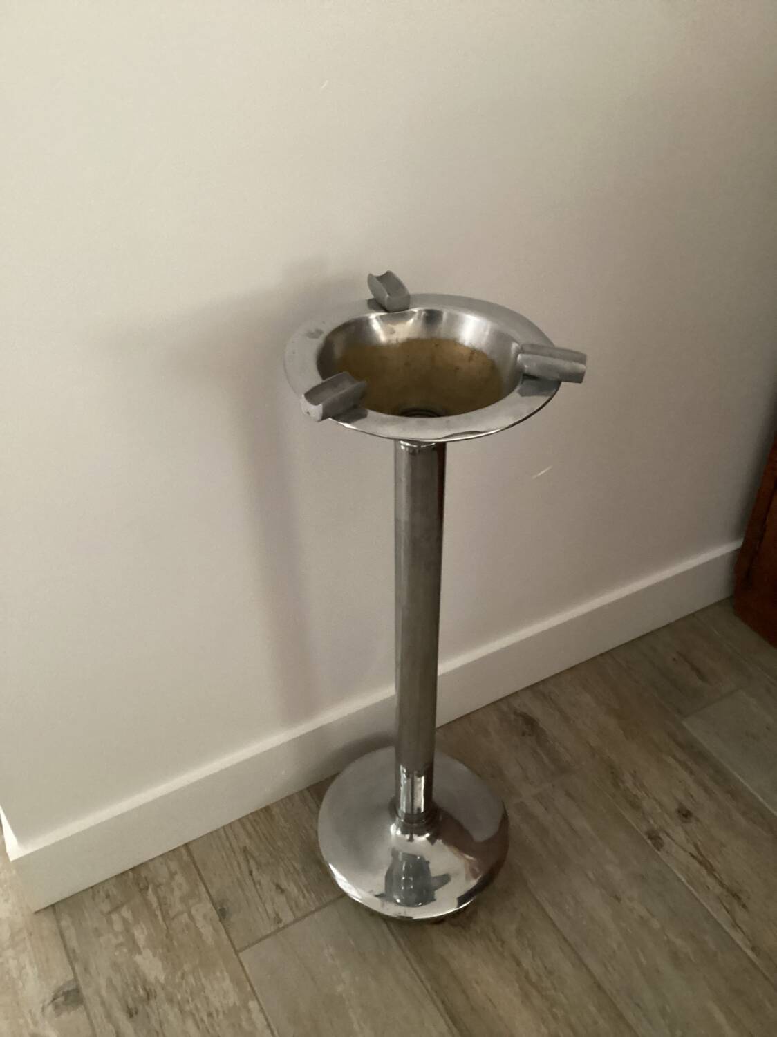 Art Deco ashtray on foot