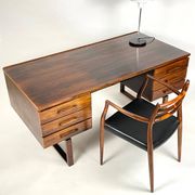 Danish Modern ( Mid-Century ) desk by Torben Valeur for DYRLUND, 1960s