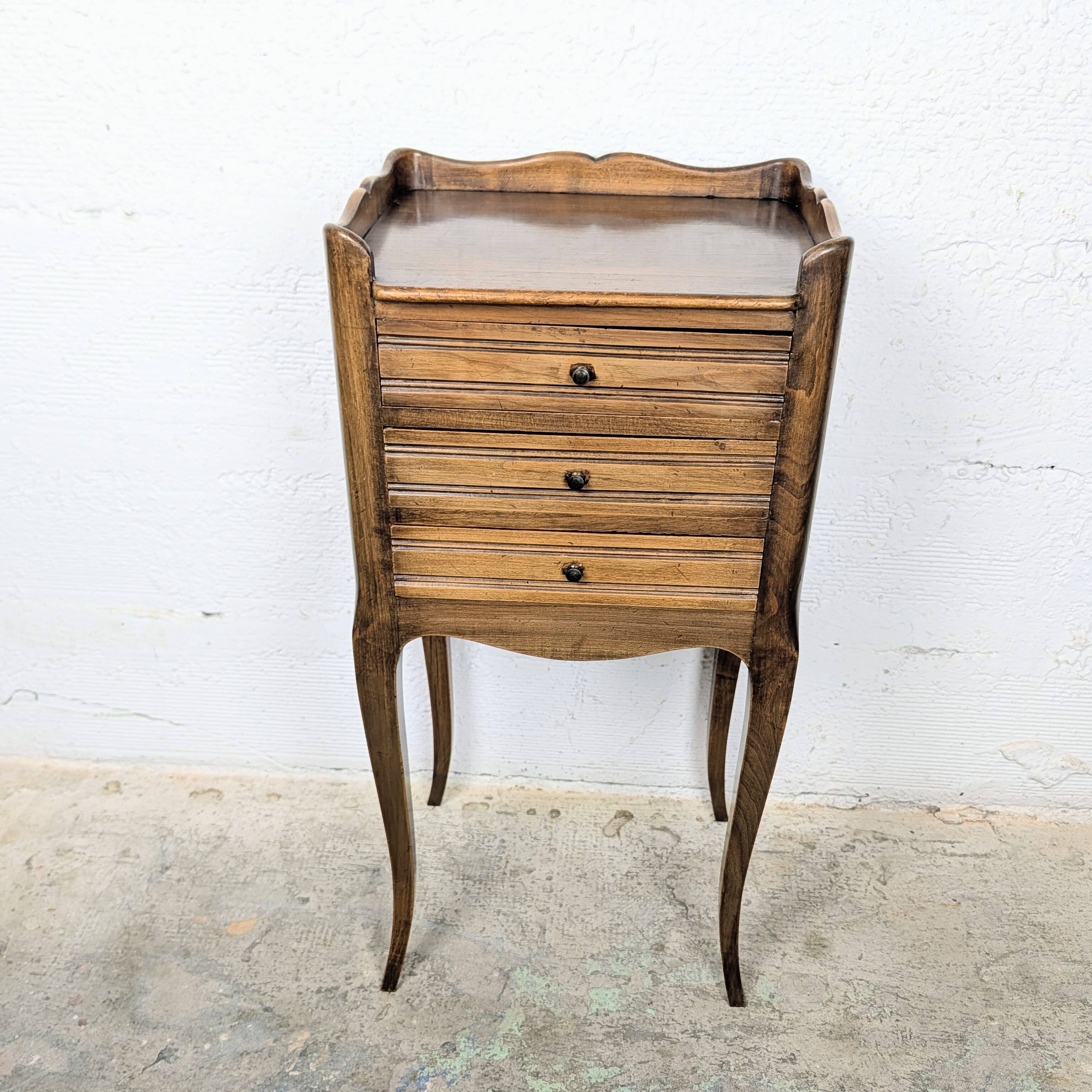 Chevet style Louis XV