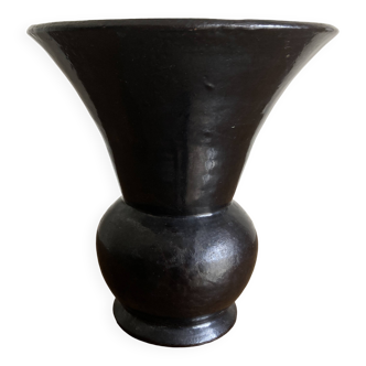 Etienne Noel modernist vase in Dieulefit 1950 in black enamel earthenware
