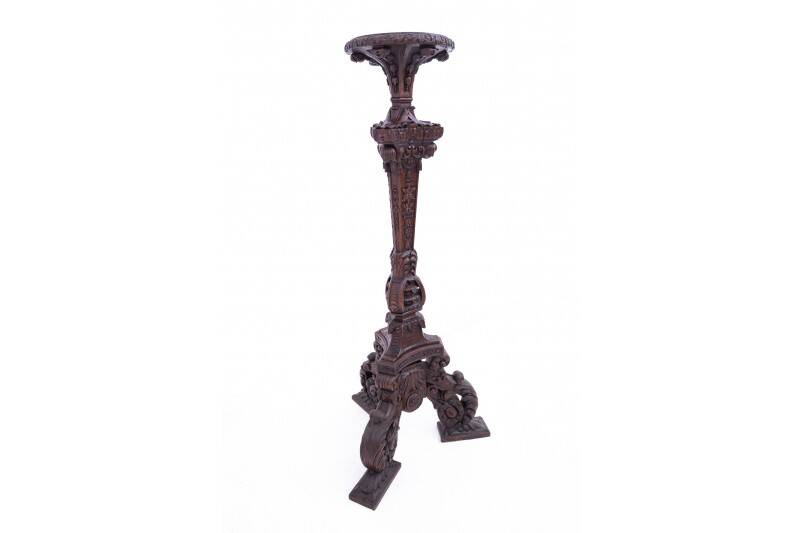 Carved pedestal, France, around 1870.
