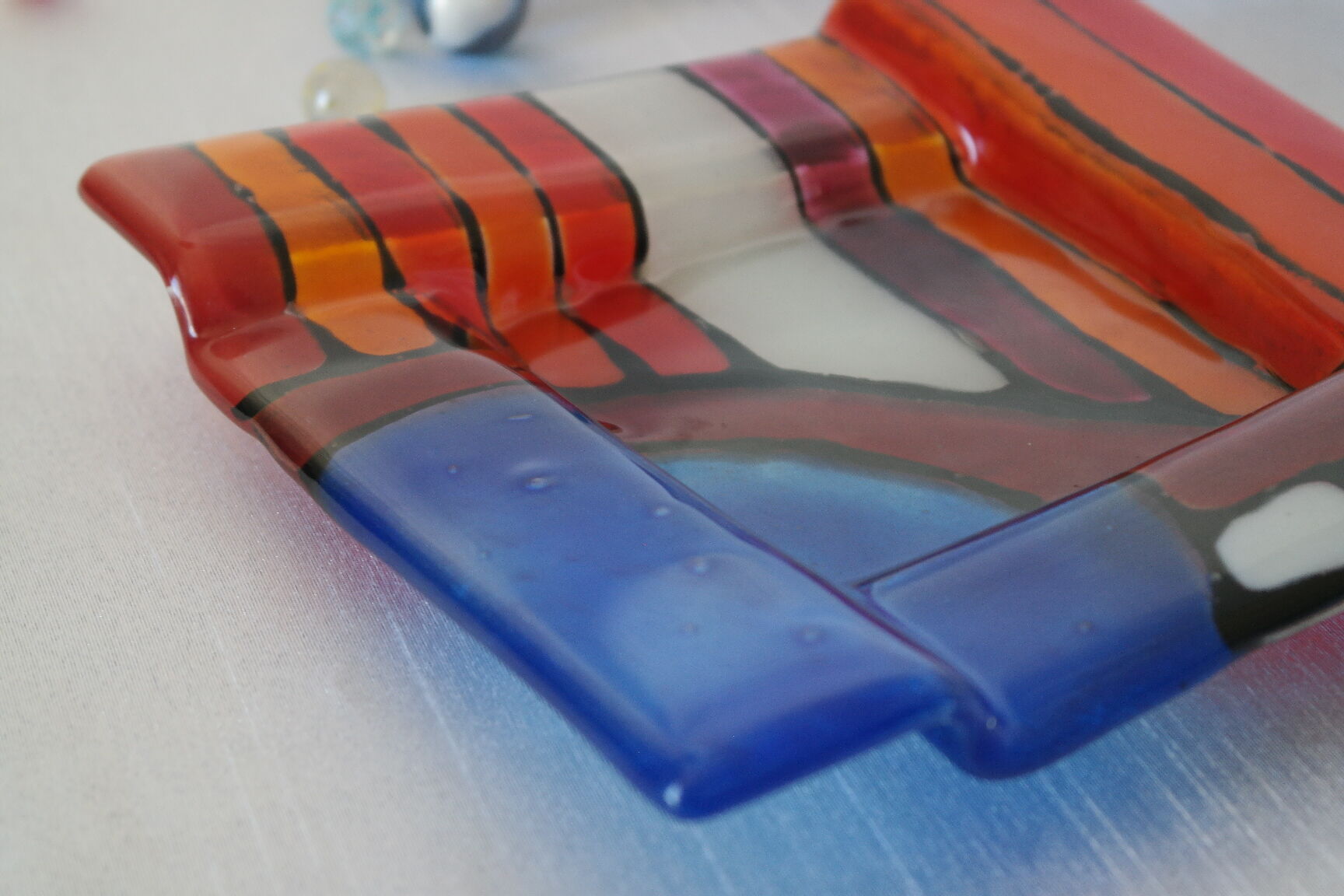 Empty murano glass pocket