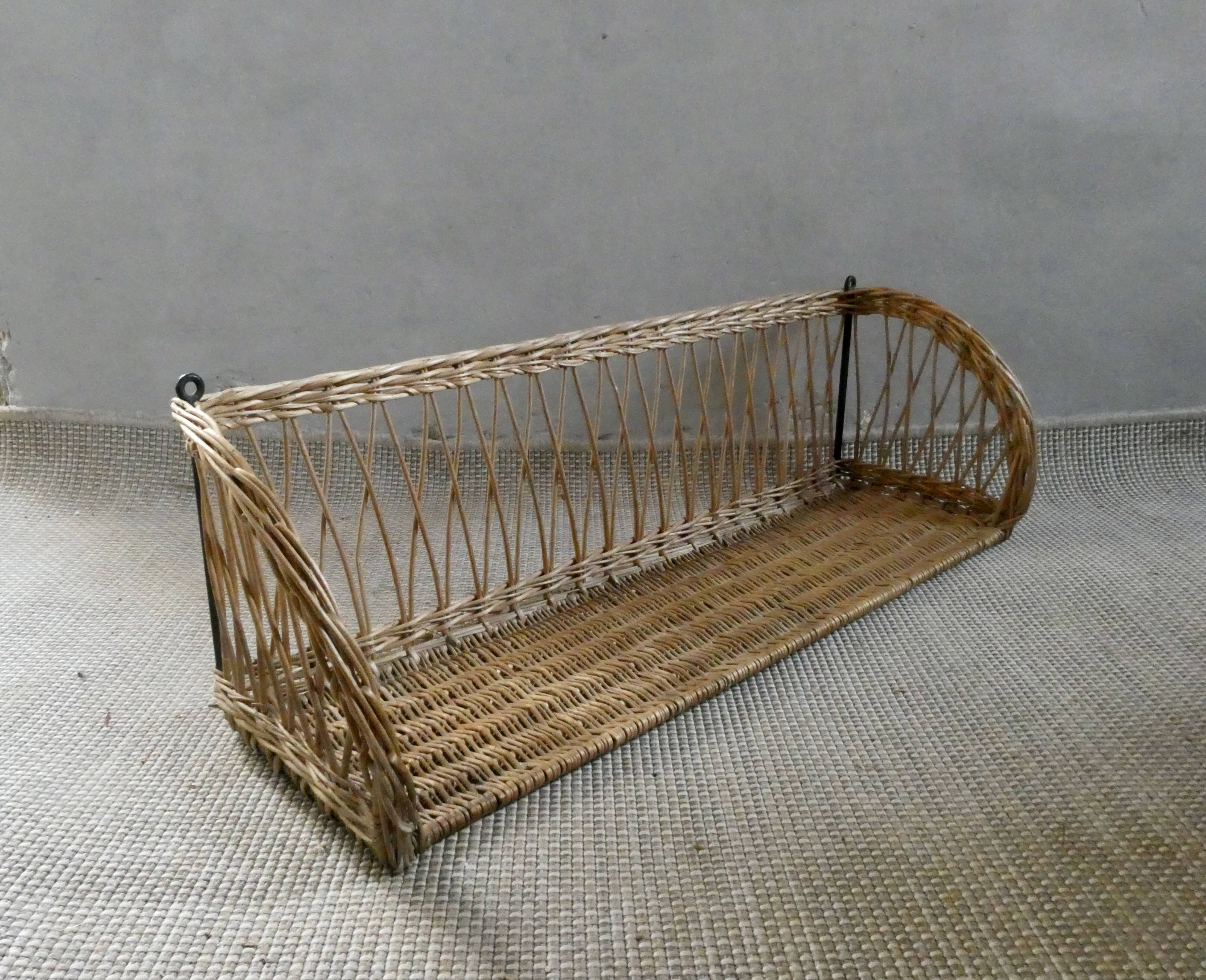 Etagère murale en ferotin des années 60