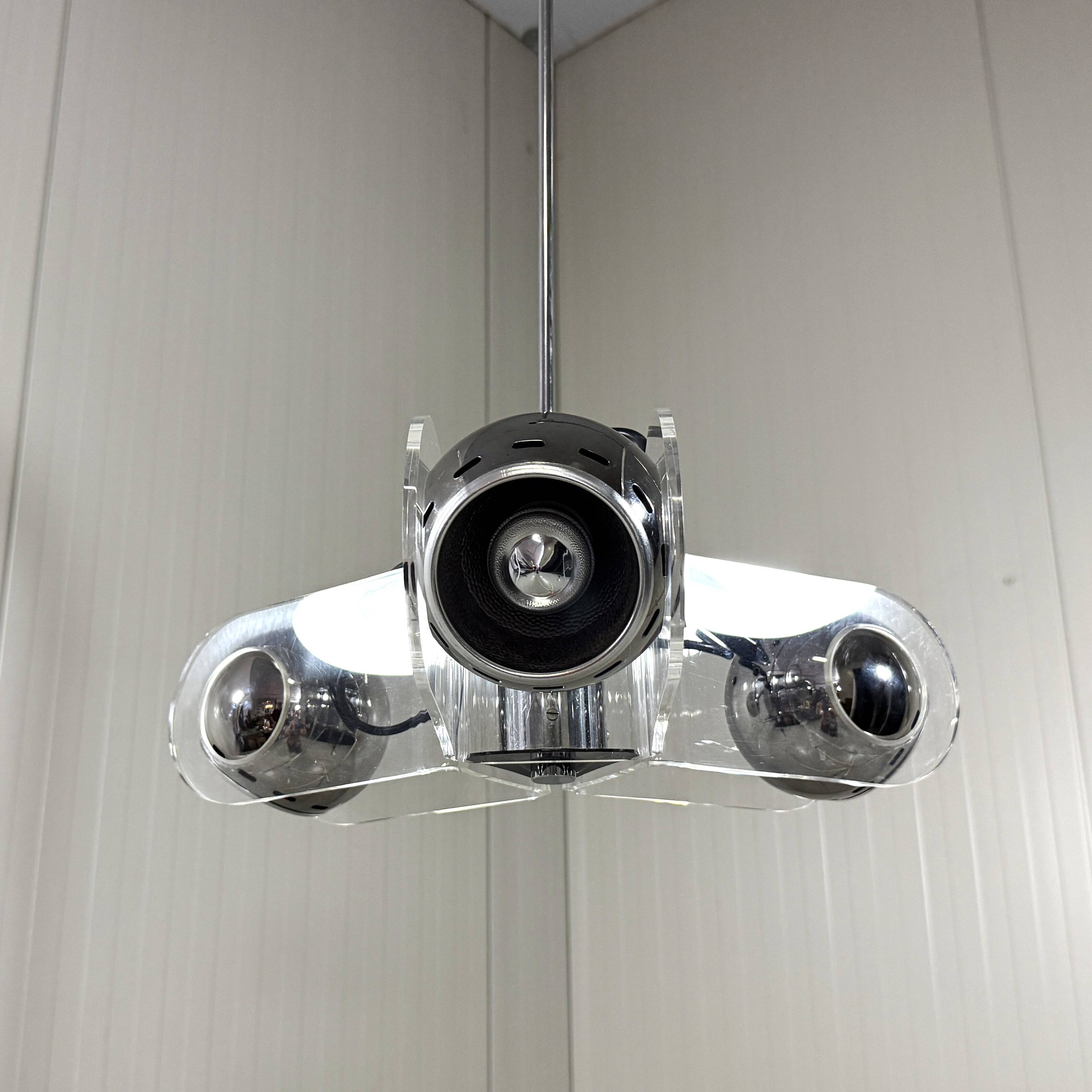 Gino Sarfatti style plexiglass hanging lamp 1970’s