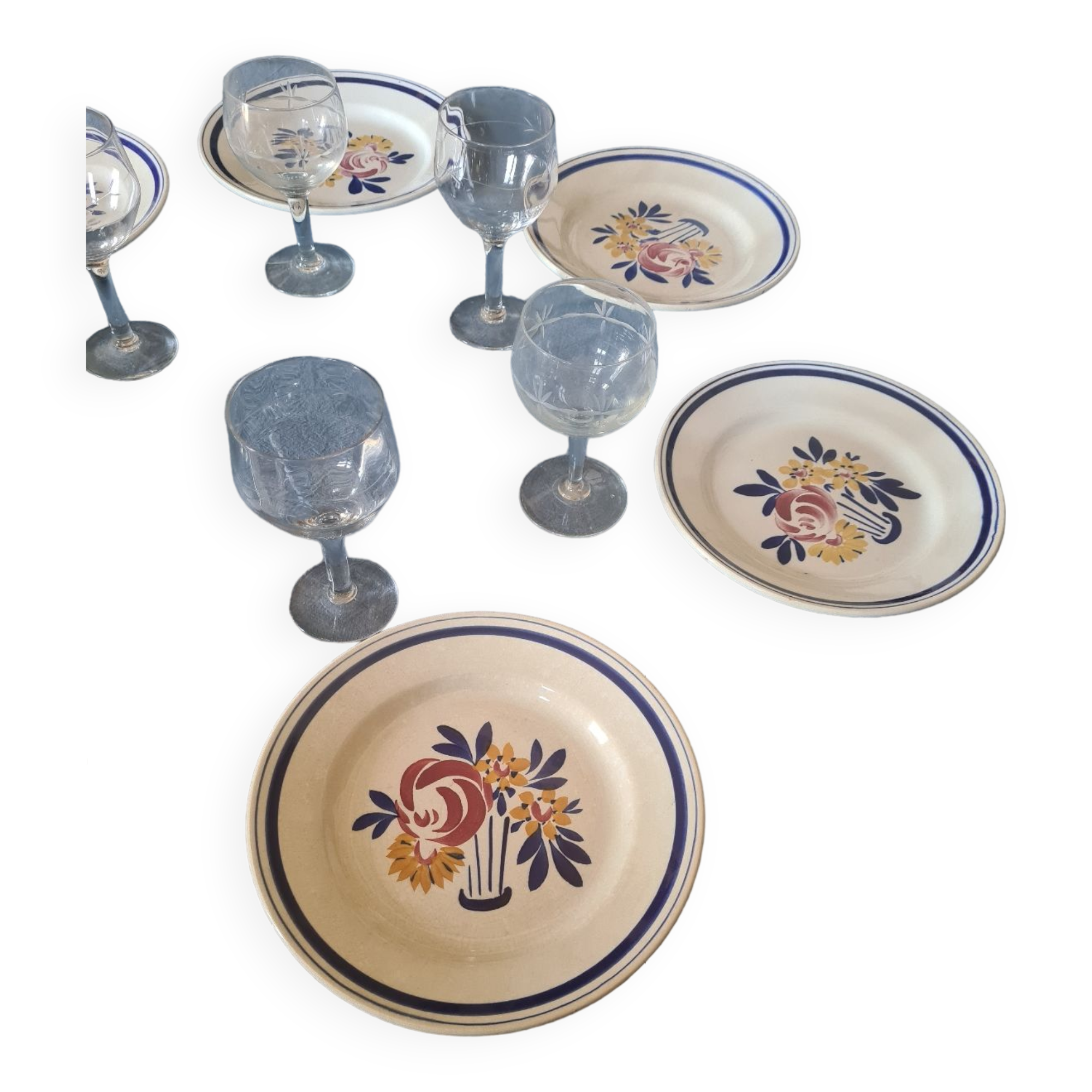 HBCM opaque porcelain dinner plates