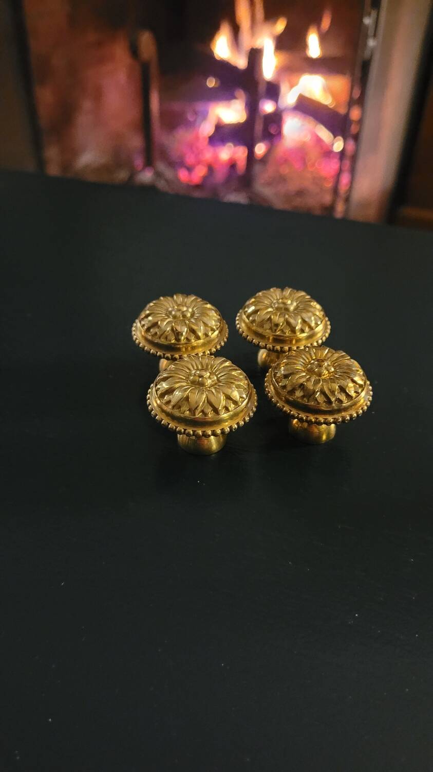 4 Louis XVI furniture knobs